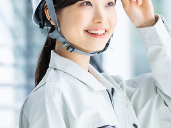 外壁に苔・カビ・藻が発生する原因｜山口県の気候で増えやすい理由と対策の画像